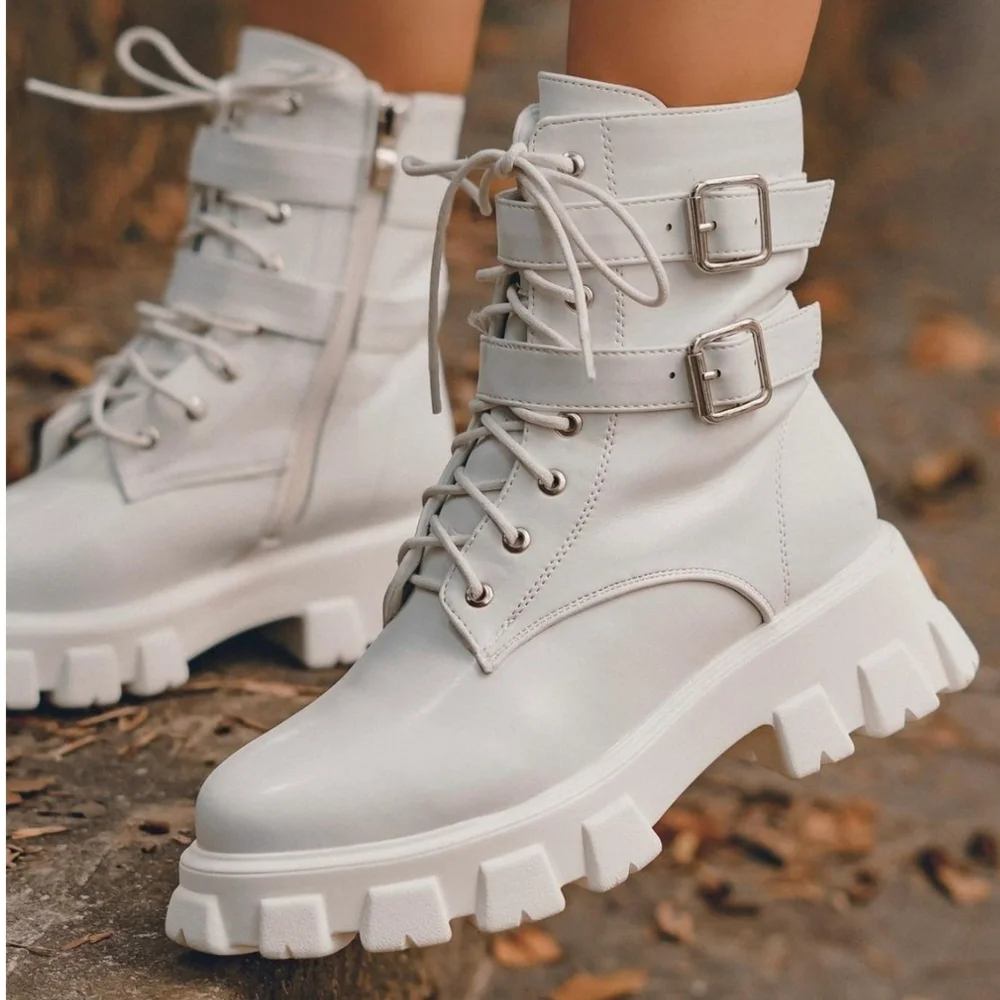 Just In 🤍Natasha White combat Boot - Picture 1 of 6
